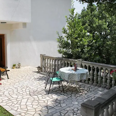 2423a Apartment